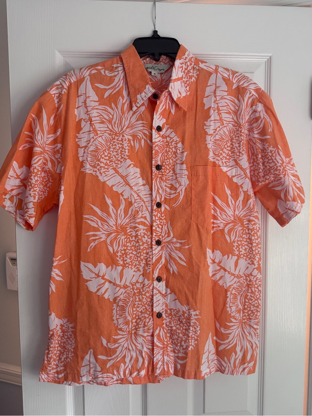 Aloha Days Tropical Pineapple Print Button-Down Shirt, Vacation Wear Shirt
